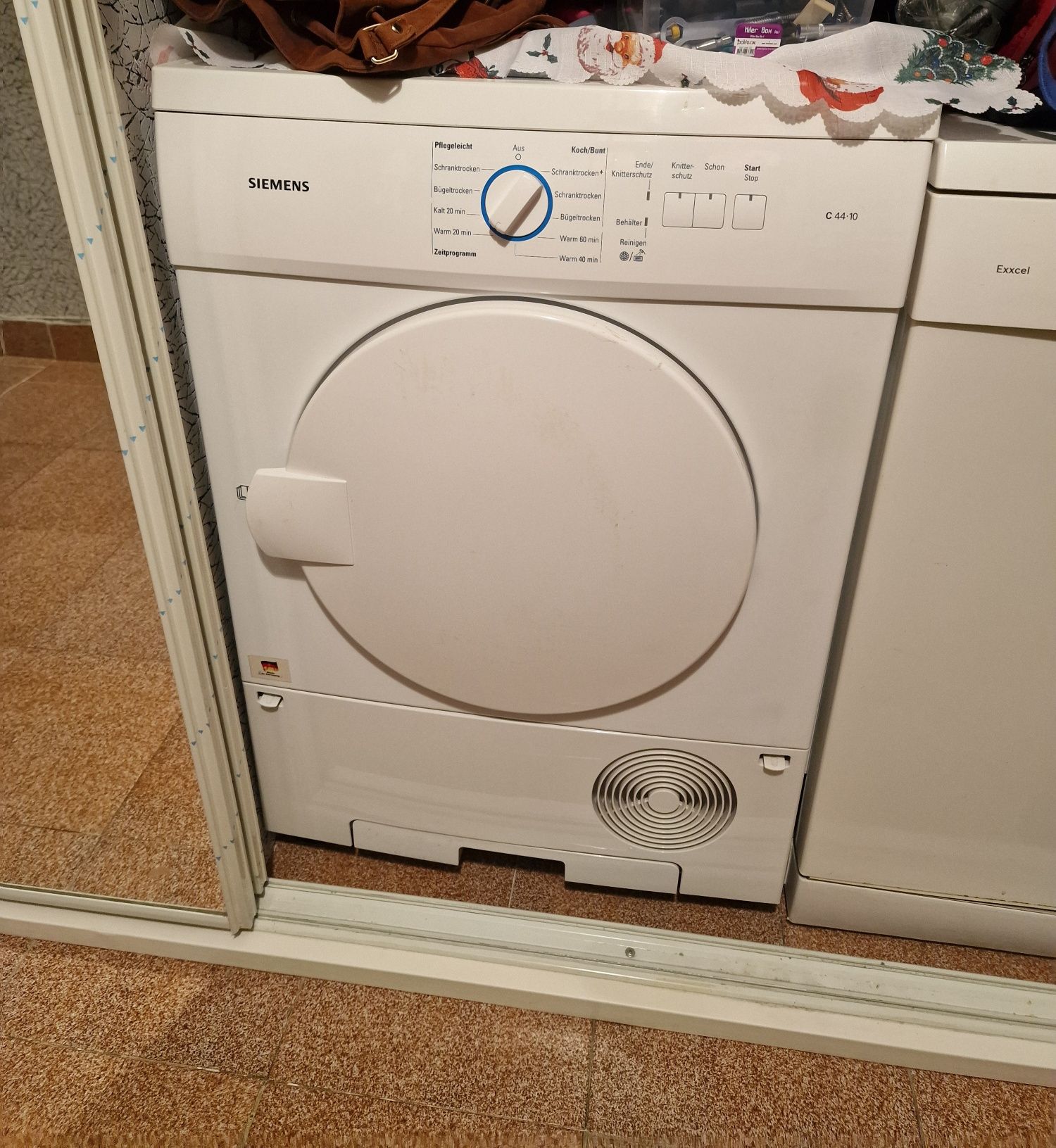 Сушилня за дрехи Siemens c4410