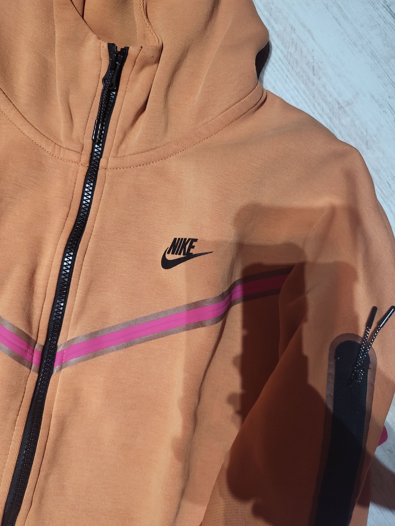 Екип nike tech fleece в  оранжево,розово
