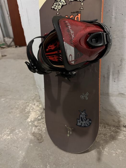 Сноуборд Apo с автомати Drake Podium