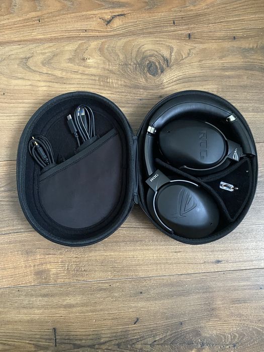 Casti Asus Rog Strix Go Bt