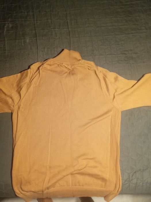 Burberry с дълъг ръкав