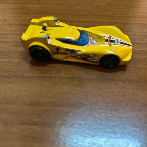 Hot wheels количка