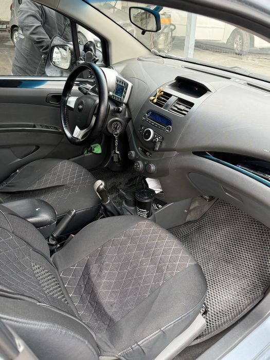 Продается Chevrolet Spark 2014 года
