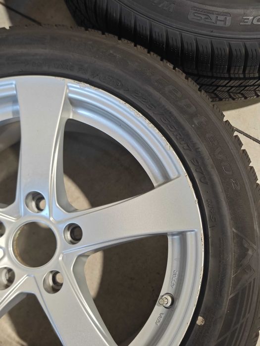 Roti/Jante 17 cu anvelope de iarna 225/55R17 BMW Seria 3,5,GT,6