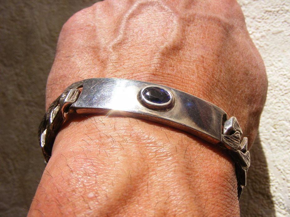 Уникална Масивна Сребърна Гривна