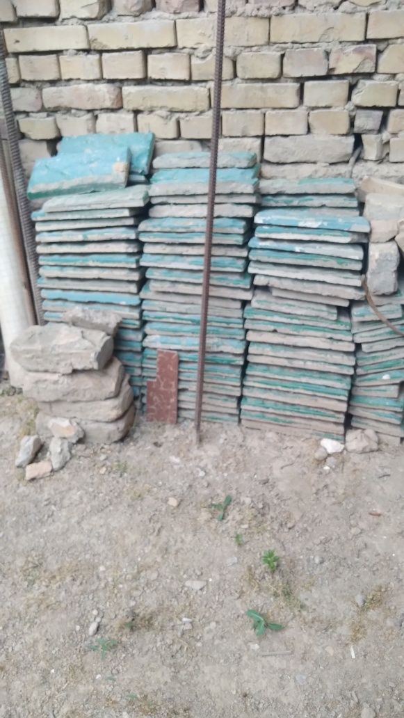 Продам плитку б.у кабанчик 4 кв.м (120 шт)