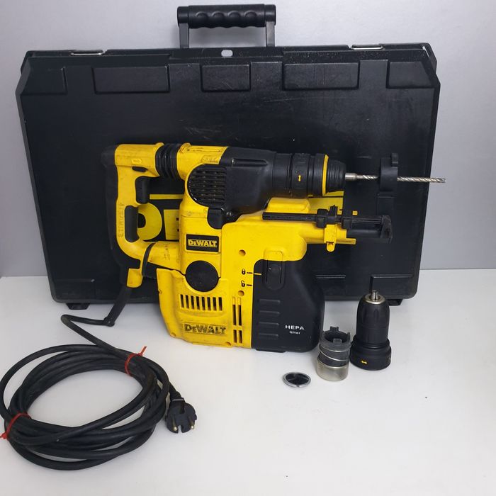 Dewalt D25324 Ciocan Rotopercutor SDS Plus cu aspirator 800W