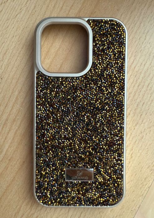 Калъф Swarovski за iPhone 16 Pro