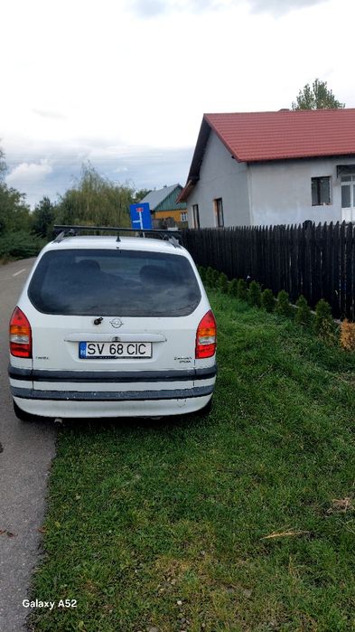De vanzare Opel zamfira anul 2002 Motor 2.0 Diesel