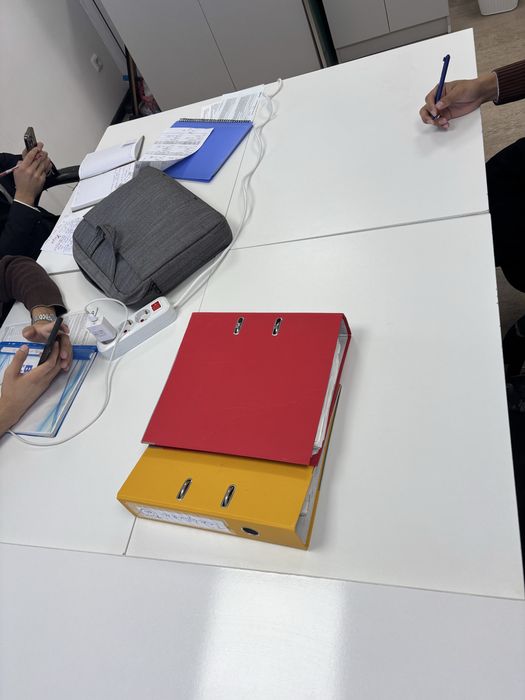 Продам шкафы, парты, доски