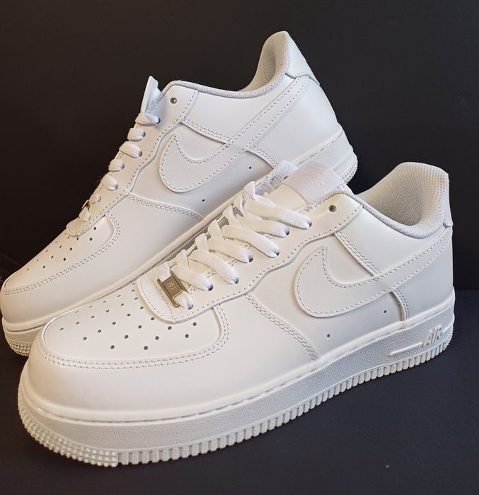 [43 н] Nike Air Force 1 бели С ПОДАРЪК