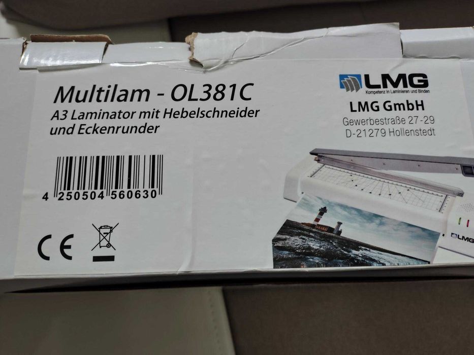 Vand laminator cu ghilotina nou in cutie