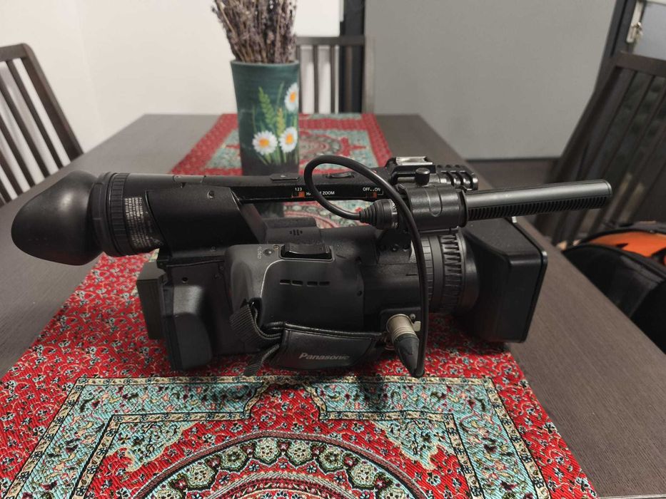 Camera video PANASONIC AG-HMC151EJ
