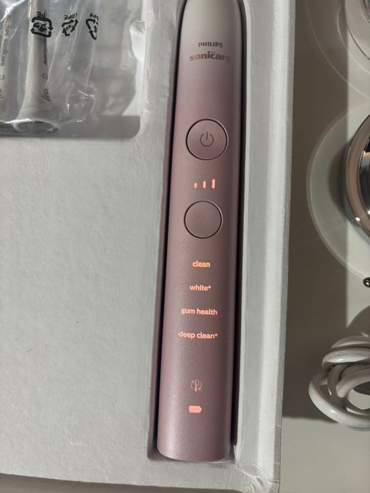 Periuta dinti electricaPhillips Sonicare DiamondClean 9000