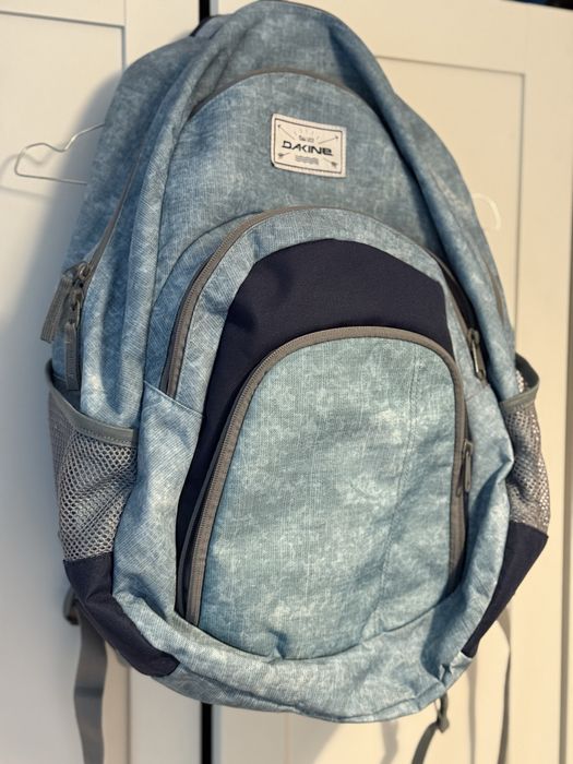 Rucsac Dakine, 40l, bleu, fara defecte ascunse