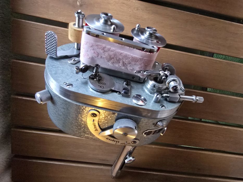 Tastograf,Aparat măsurat vibratii