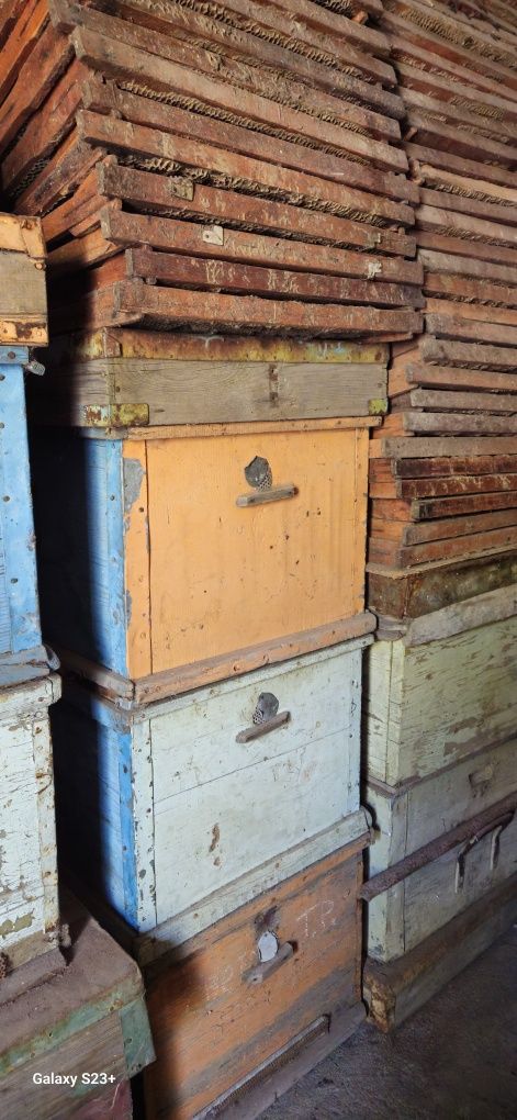 Продам улья для пчёл 15000 тнг.