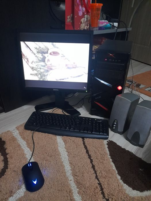 Pc complet..750 de lei