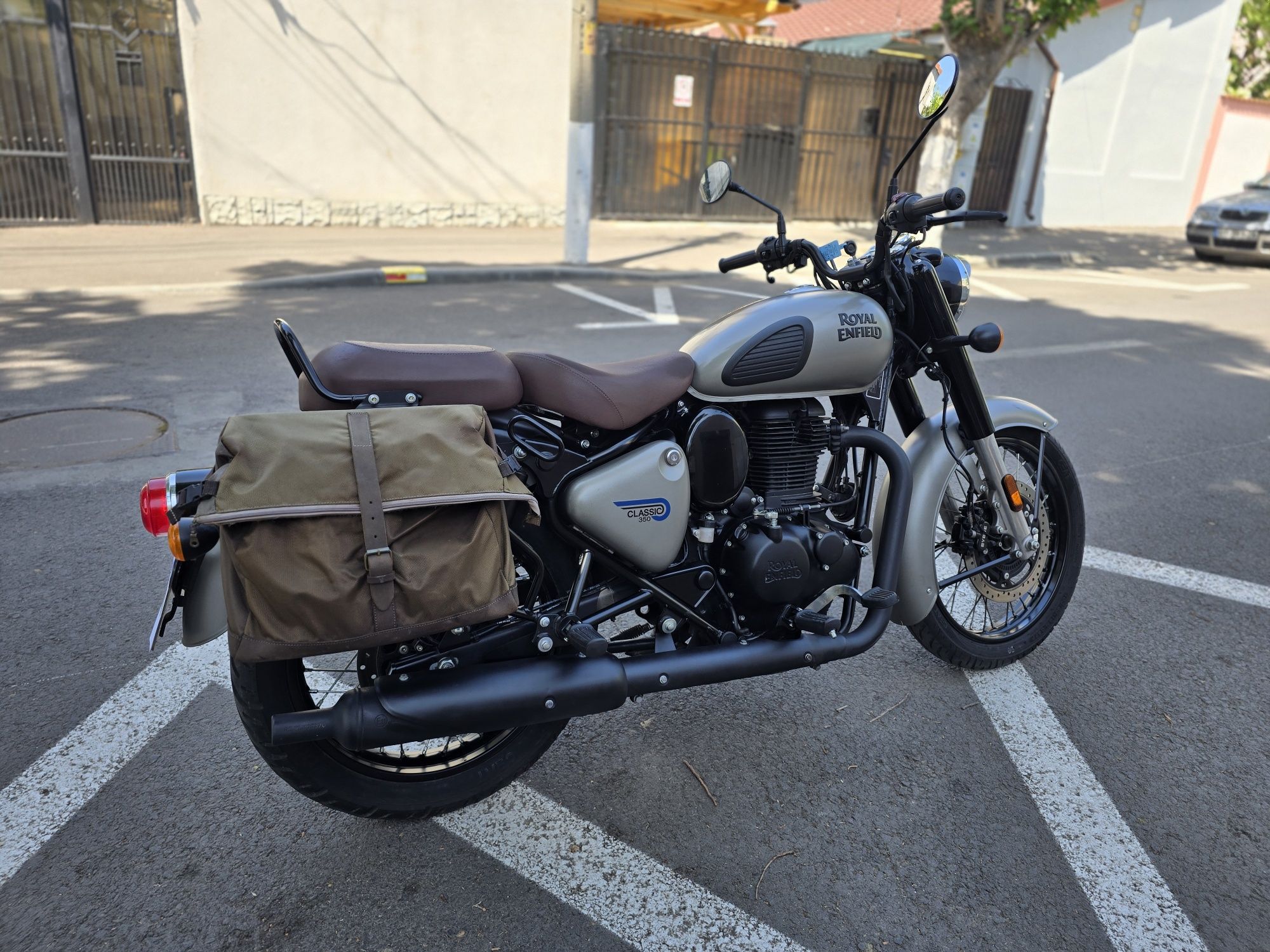 Royal Enfield Classic 350 2023 A2