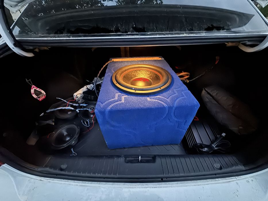 Калонка усилитл  сотилади