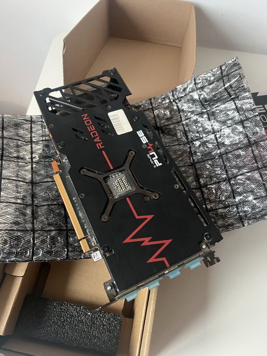 AMD Radeon RX6600XT