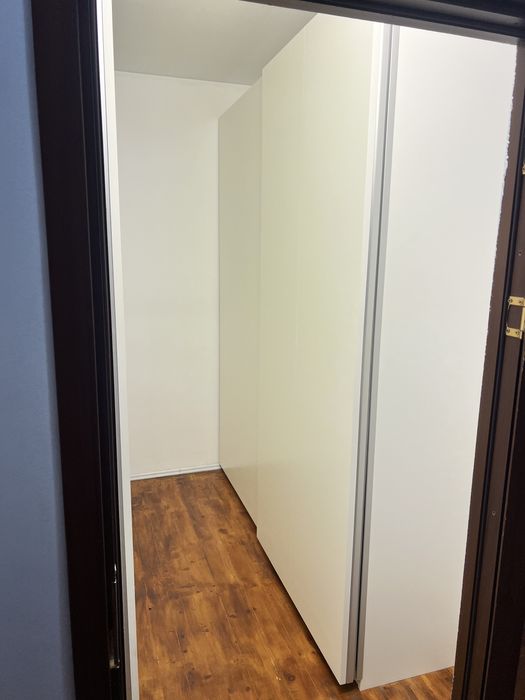 Vand dulap dresing cu usi culisante