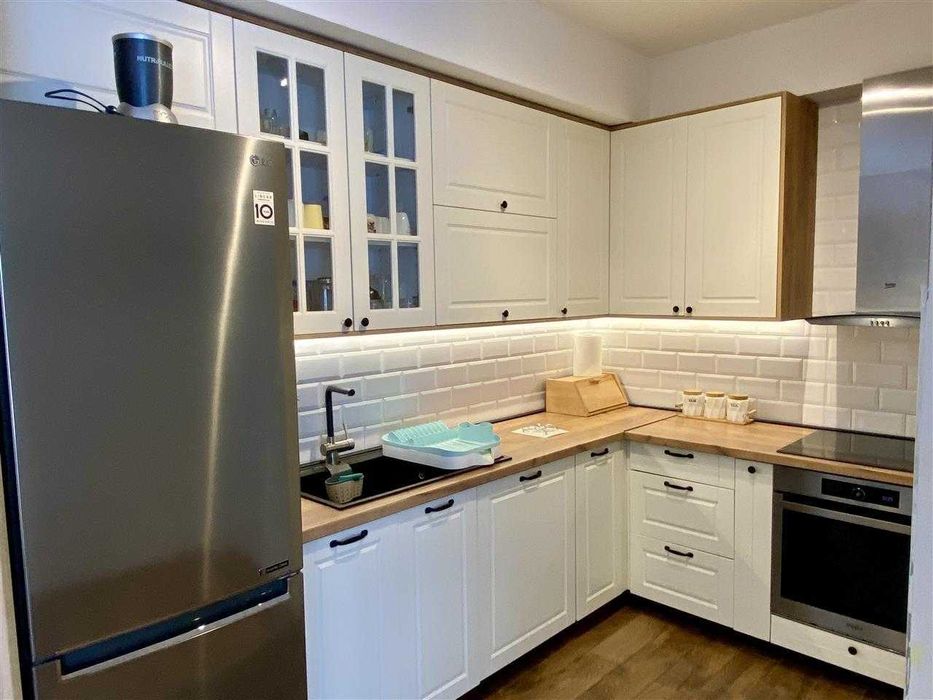 Дава се под наем Тристаен апартамент в София, Овча купел - 85 кв.м за 714 € - Снимка #1