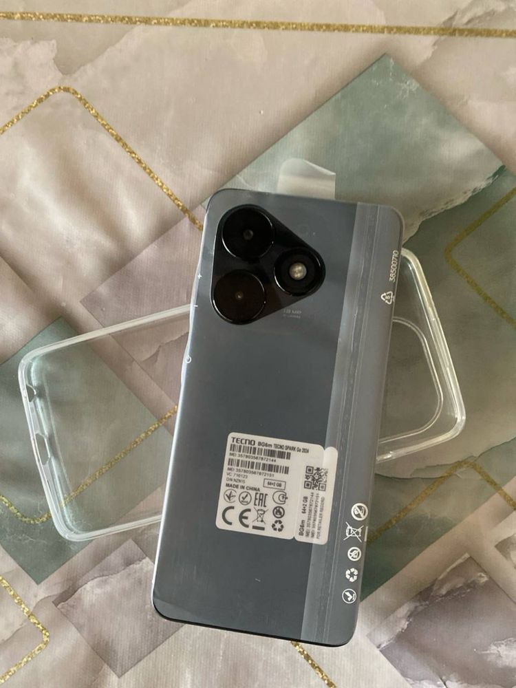 Срочно Продается телефон Tecno Spark Go