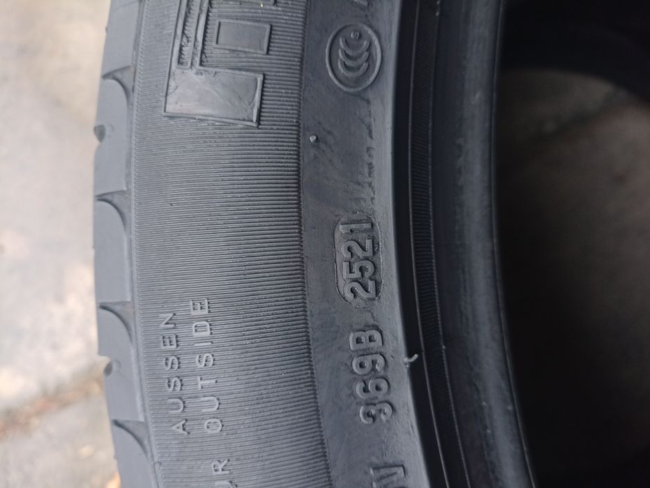 2 anvelope de vara Pirelli 295/40 R22 dot 2521