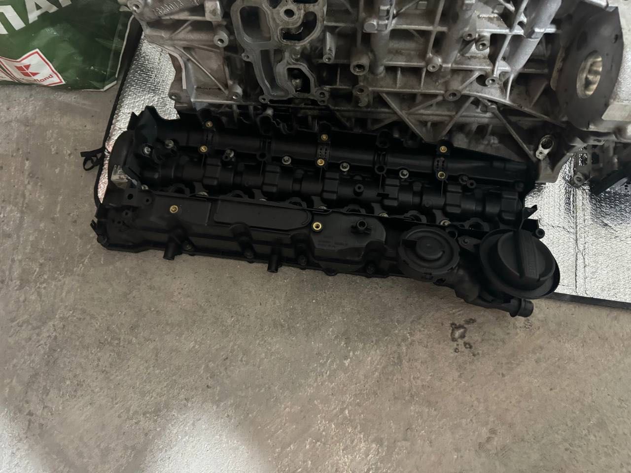 Продавам Двигател N57D30B 313к.с Цял,може и на части