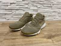 Маратонки Nike 42,5