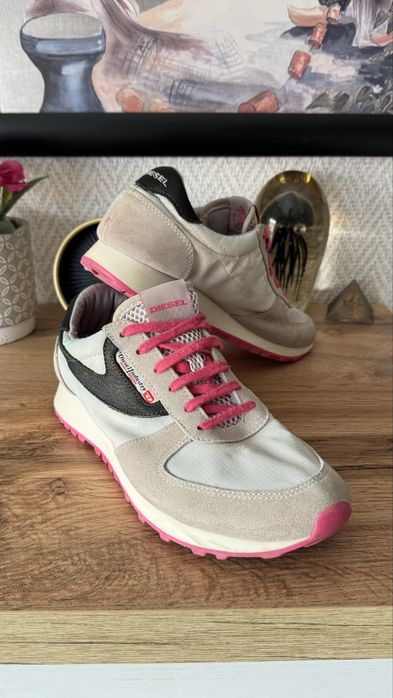 Дамски маратонки Diesel номер 38