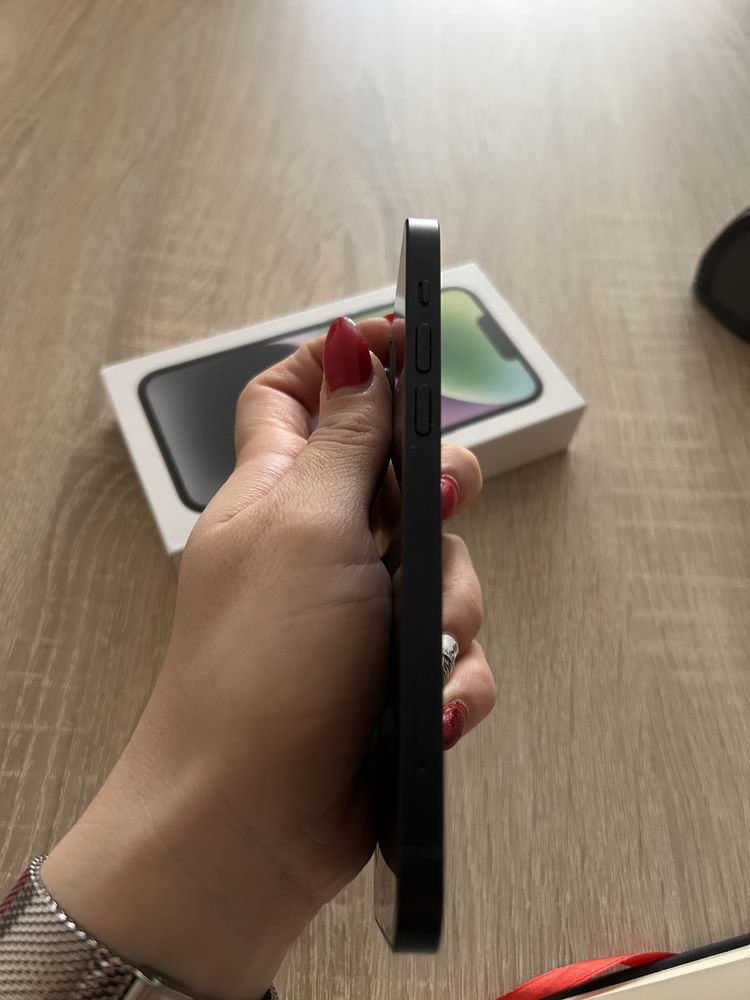IPhone 12 128GB черен