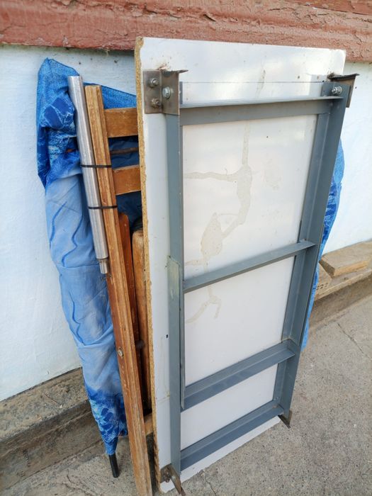 Складной стол со стулом