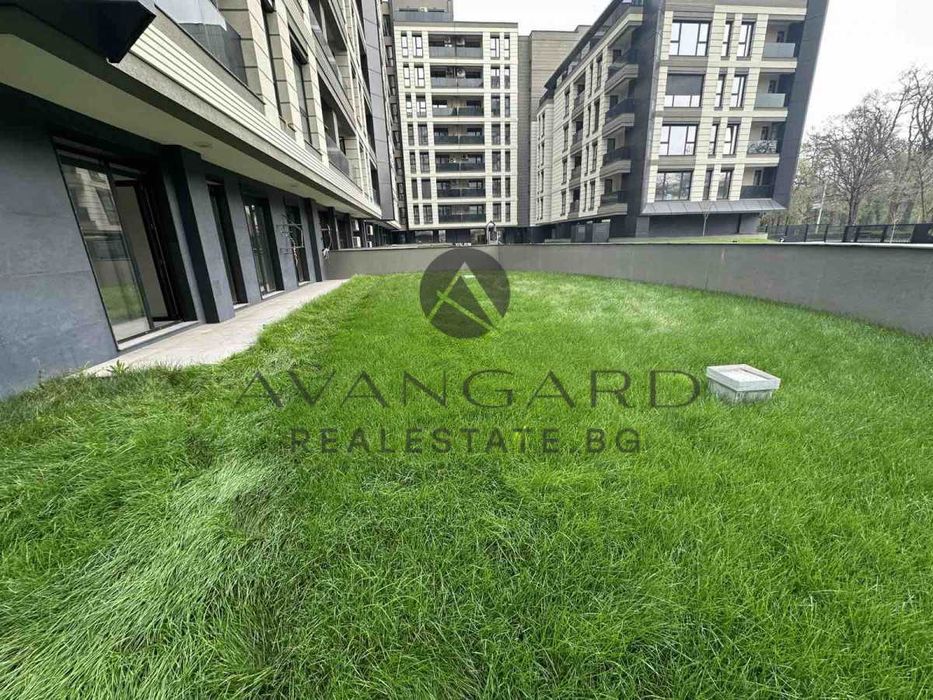 Продава се Тристаен апартамент в Пловдив, Център - 190 кв.м за 971 €/кв.м - Снимка #8