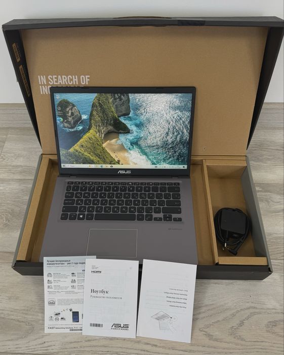 Новый ноутбук 2025 года в полном комплект