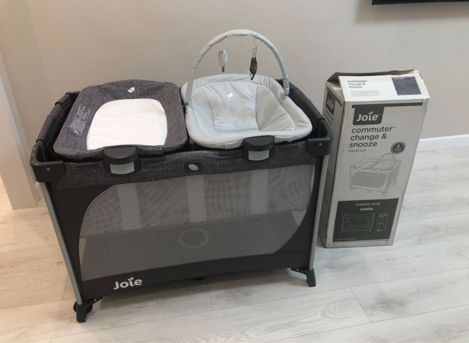 Кровать-манеж Joie