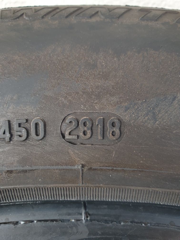Зимни гуми 4 броя PIRELLI SotoZero3 215 60 R16 дот 2818