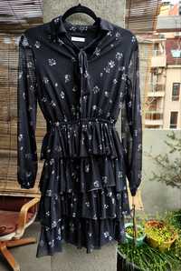 Стилна черна рокля