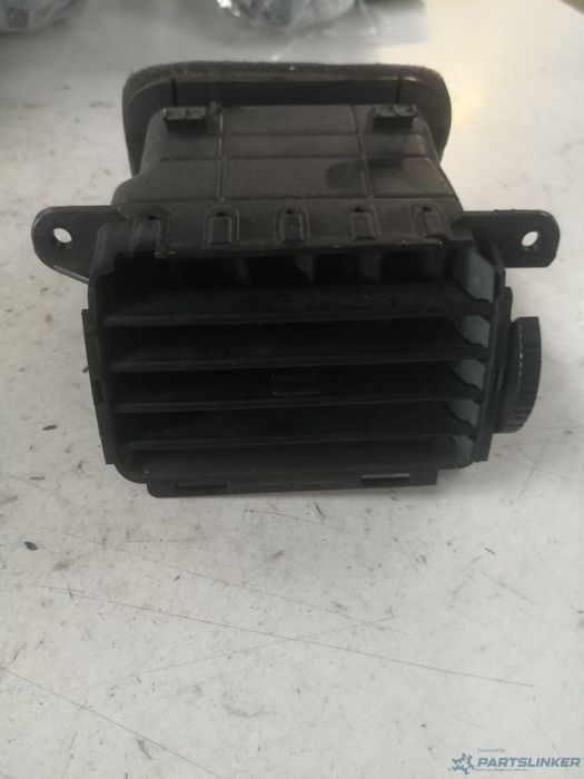 Guri ventilatie dreapta fata MAZDA 2005> OEM 64930