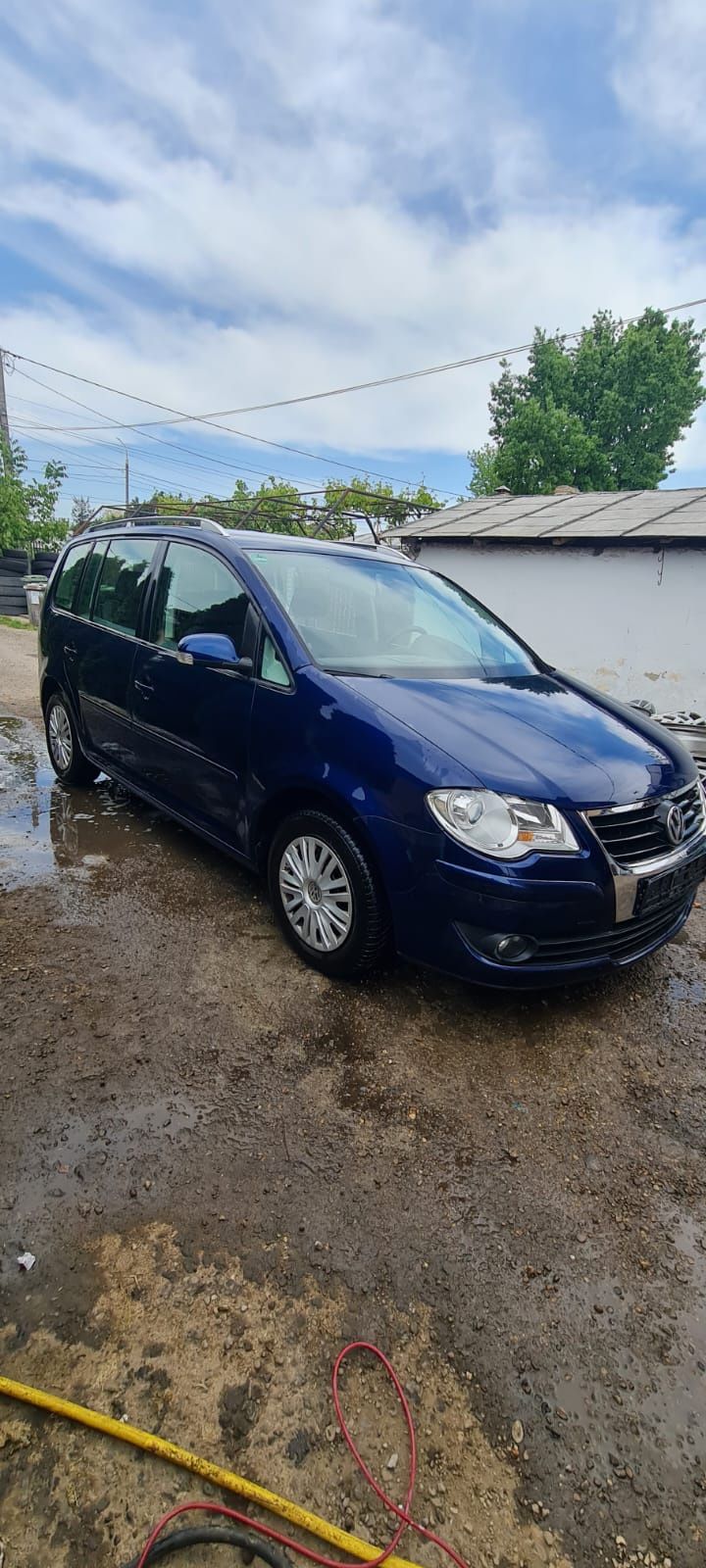 Vând vw Touran 1.4tsi