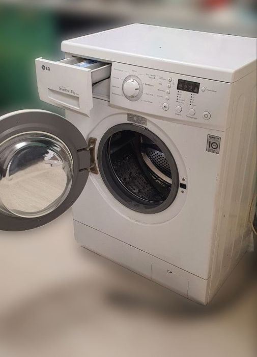 Продам стиральную машинку