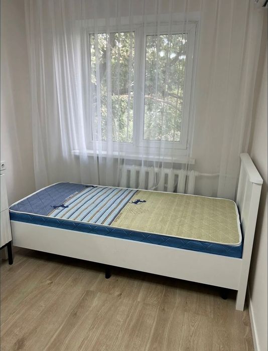 Продам односпальную кровать