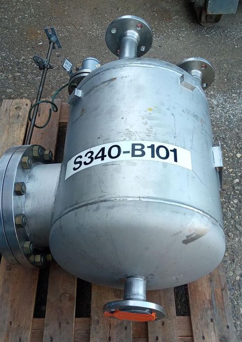 Reactor 1500 litri , inox cu mixer