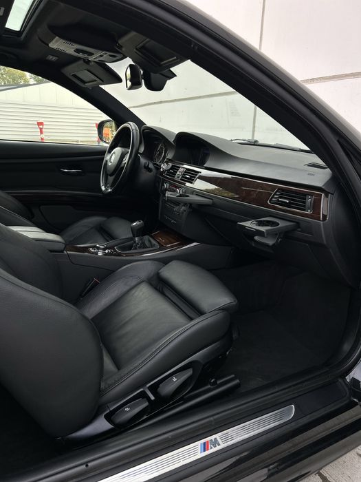 Bmw e92 M-Packet interior/exterior  320d/184 cai FaceLift 2011