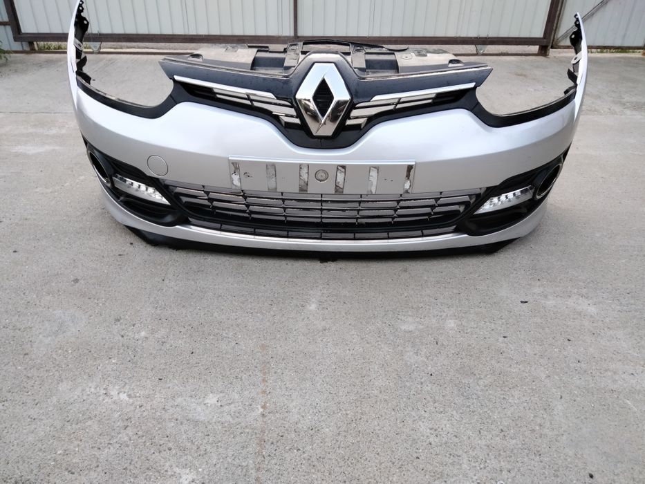 Bară față Renault Megane 3- FACELIFT  1,5dci  euro 5 culoare TED 69