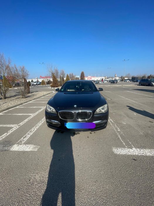 BMW 740d xDrive Long M-Paket – Extra Full 5 butoane – 306 CP /