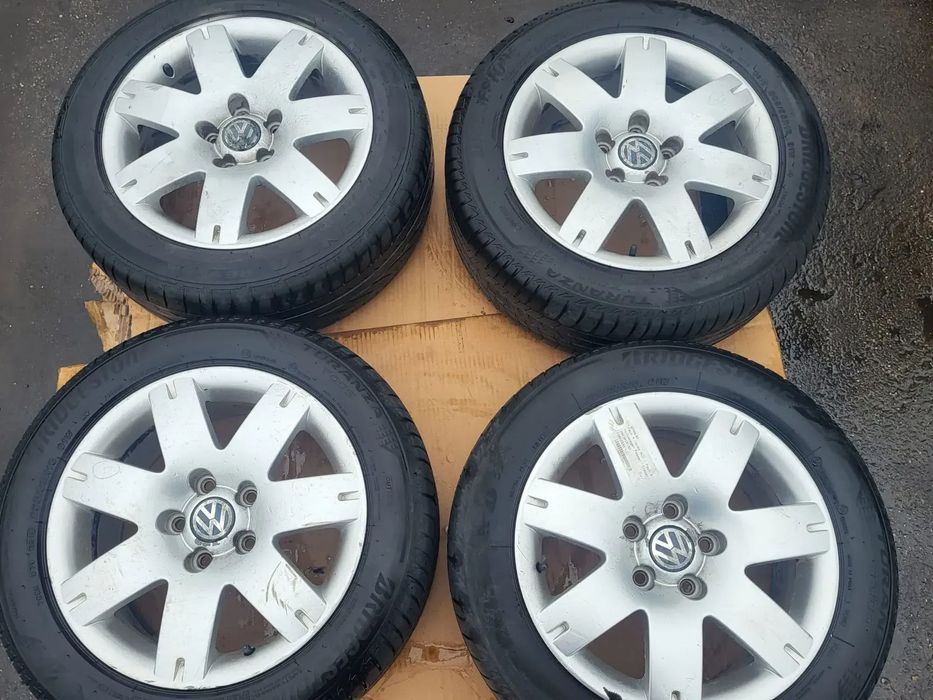 Jante aliaj cu anvelope Volkswagen Passat 205/55R16
