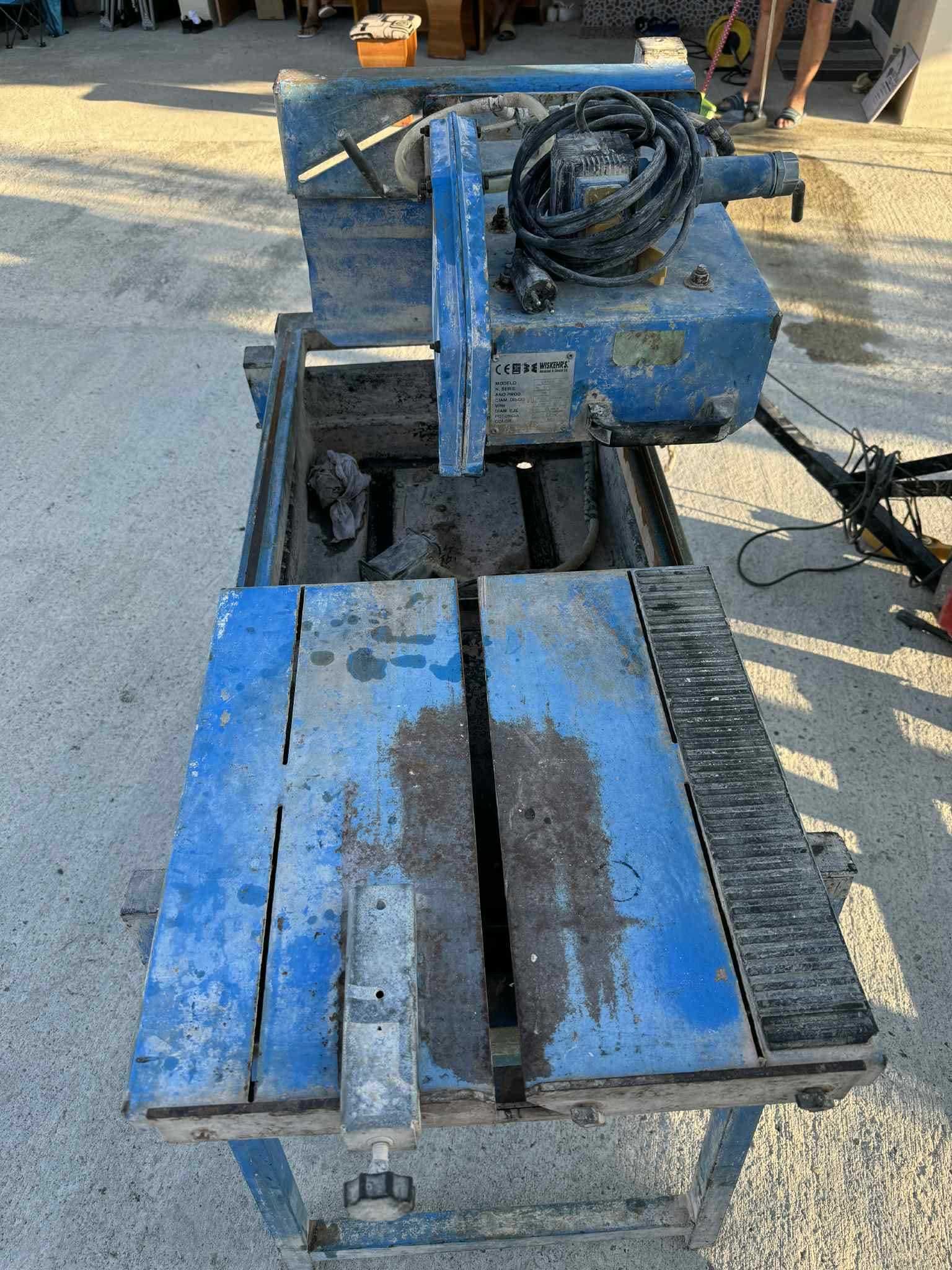 VAND Masina de taiat piatra !!! In stare buna de functionare !!