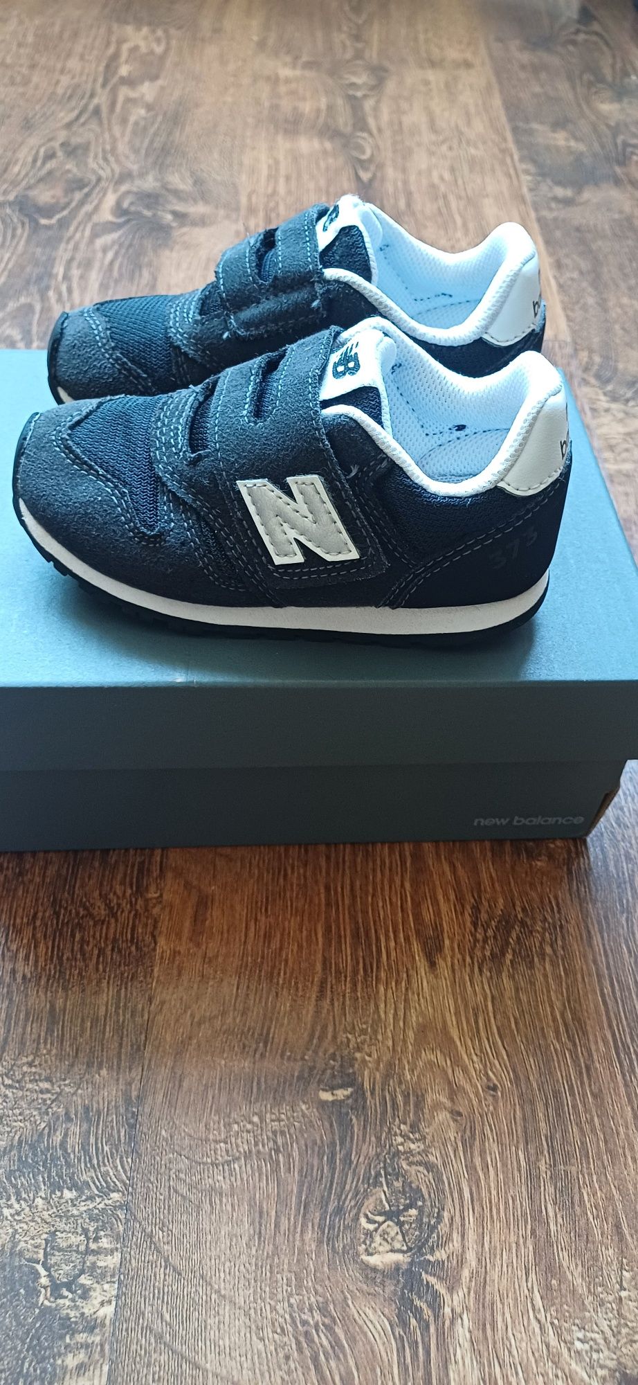 Бебешки маратонки New balance и  Reebok